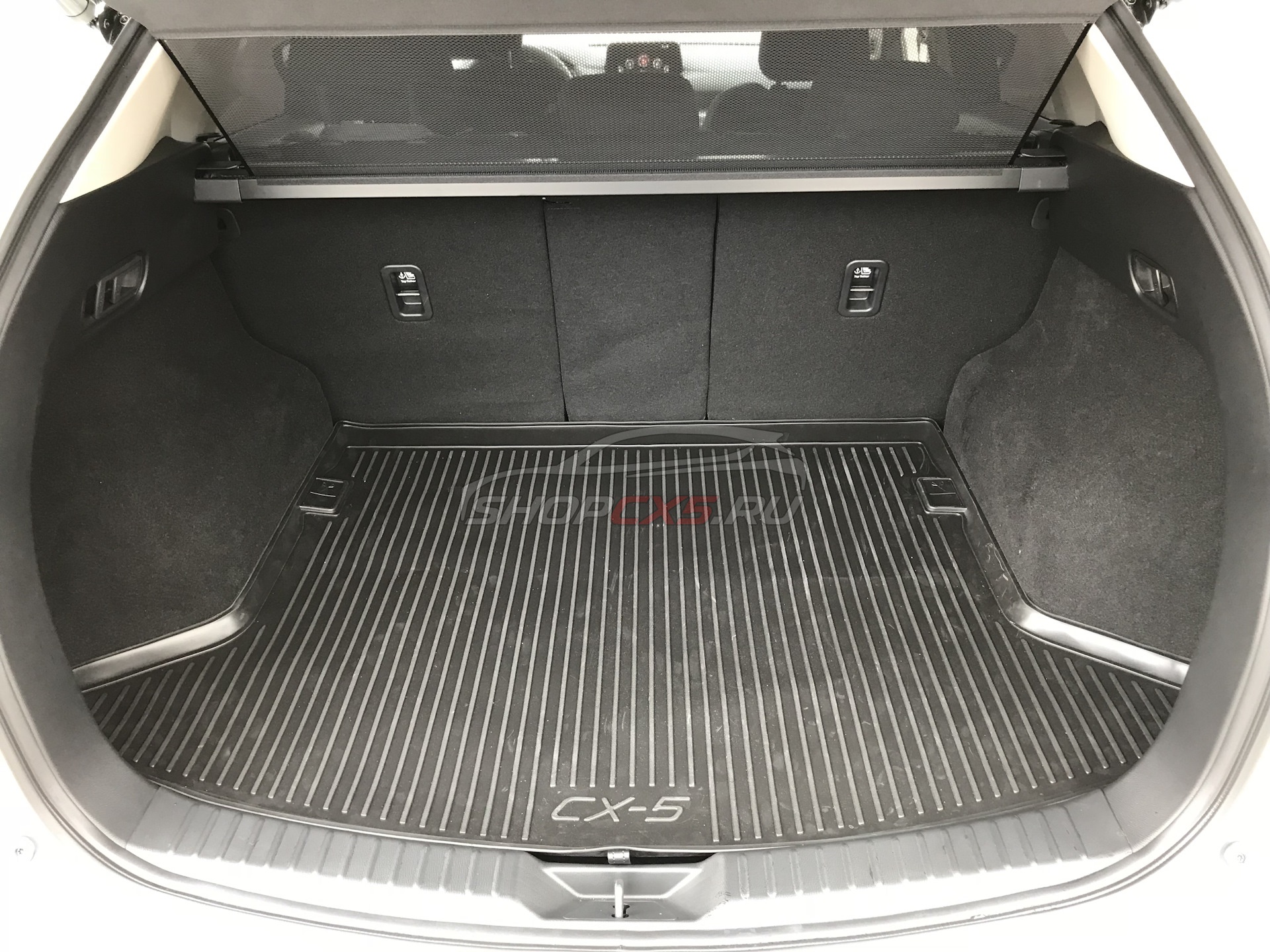 Ковер в багажник Mazda CX-5 (2017-по н.в.) полиуретановый Mazda CX-5 Shop - авто запчасти, расходные материалы и аксессуары для Mazda CX-5 | shopcx5.ru